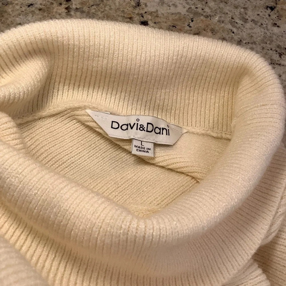 Davi & Dani Vici Cream Knit Turtleneck Sweater Dress Size Large - Picture 6 of 12